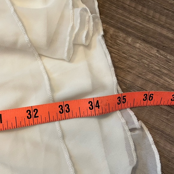 White Sleeveless Party Dress with Sequins Junior XL - Picture 6 of 7